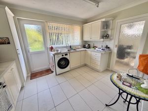 Photo 17- click for photo gallery